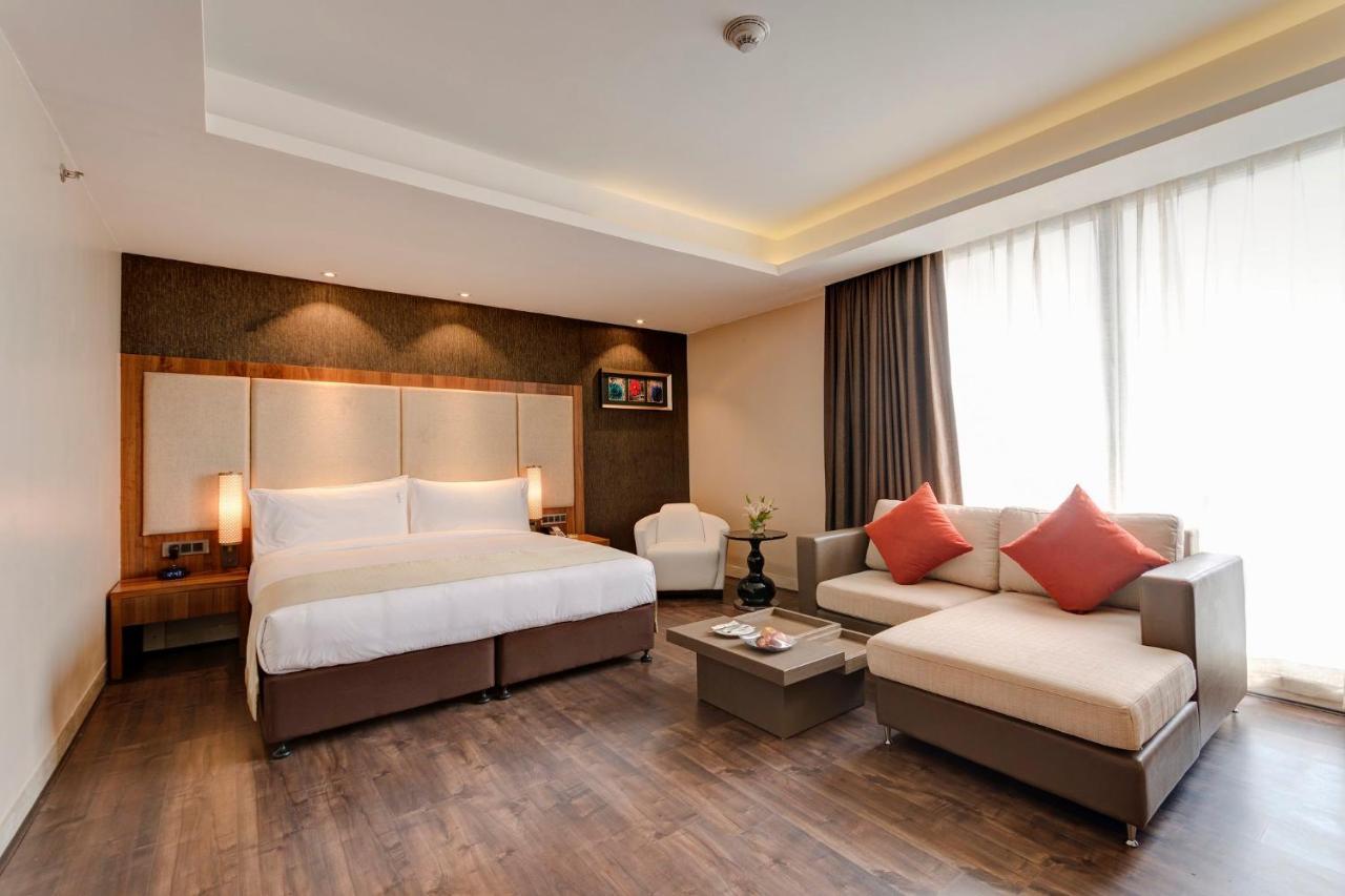 Holiday Inn Kolkata Airport By Ihg 5* Kolkata